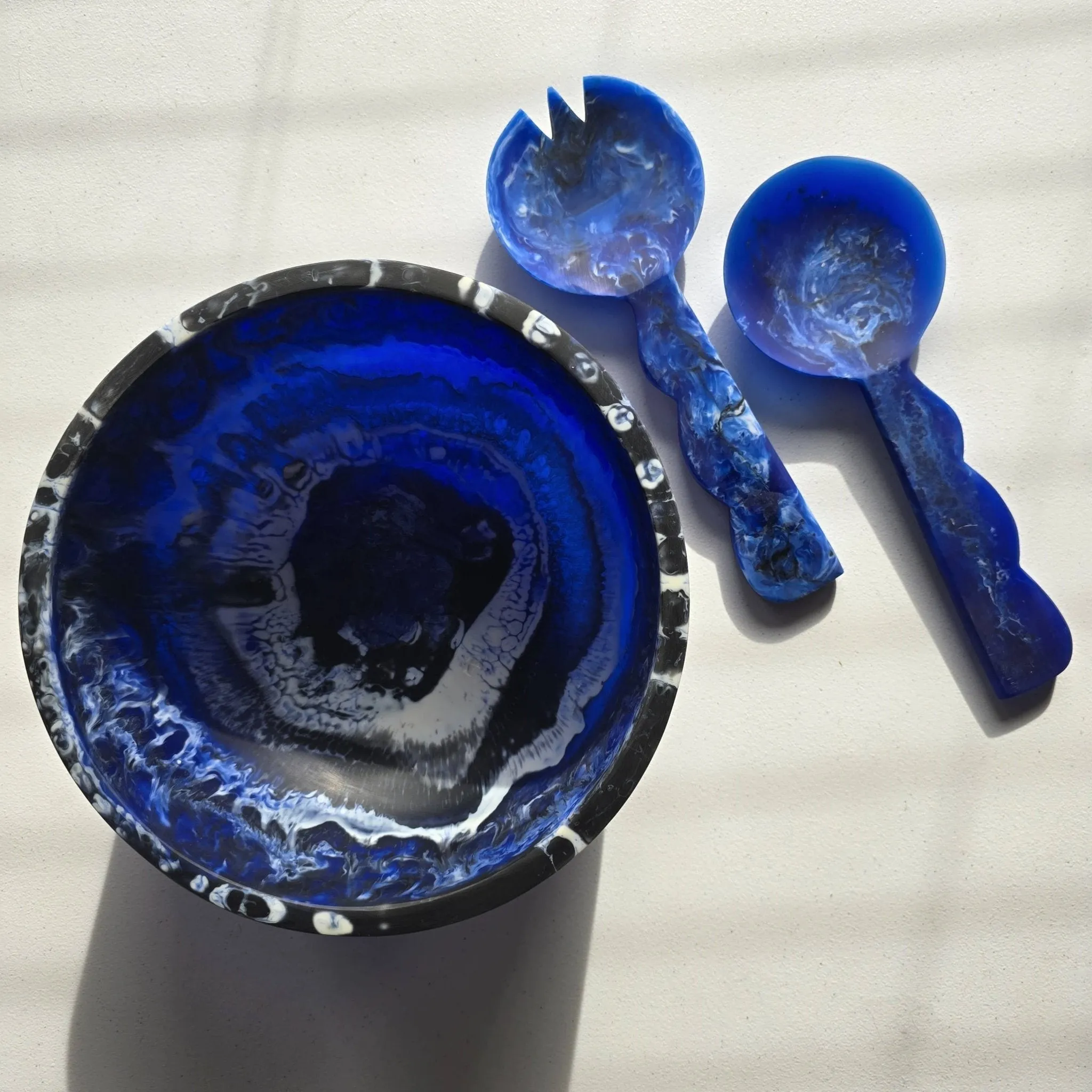 Large Resin Salad Serving Bowl & Server - Matte: Dark Blue
